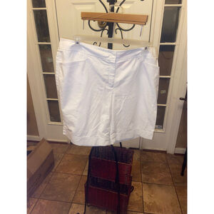Women's LAFAYETTE 148 NEW YORK WhiteShorts Size 16
